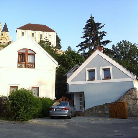 Galeria Villa Veszprem Bilik gambar