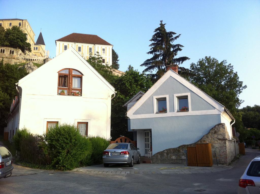 Galeria Villa Veszprem Bilik gambar
