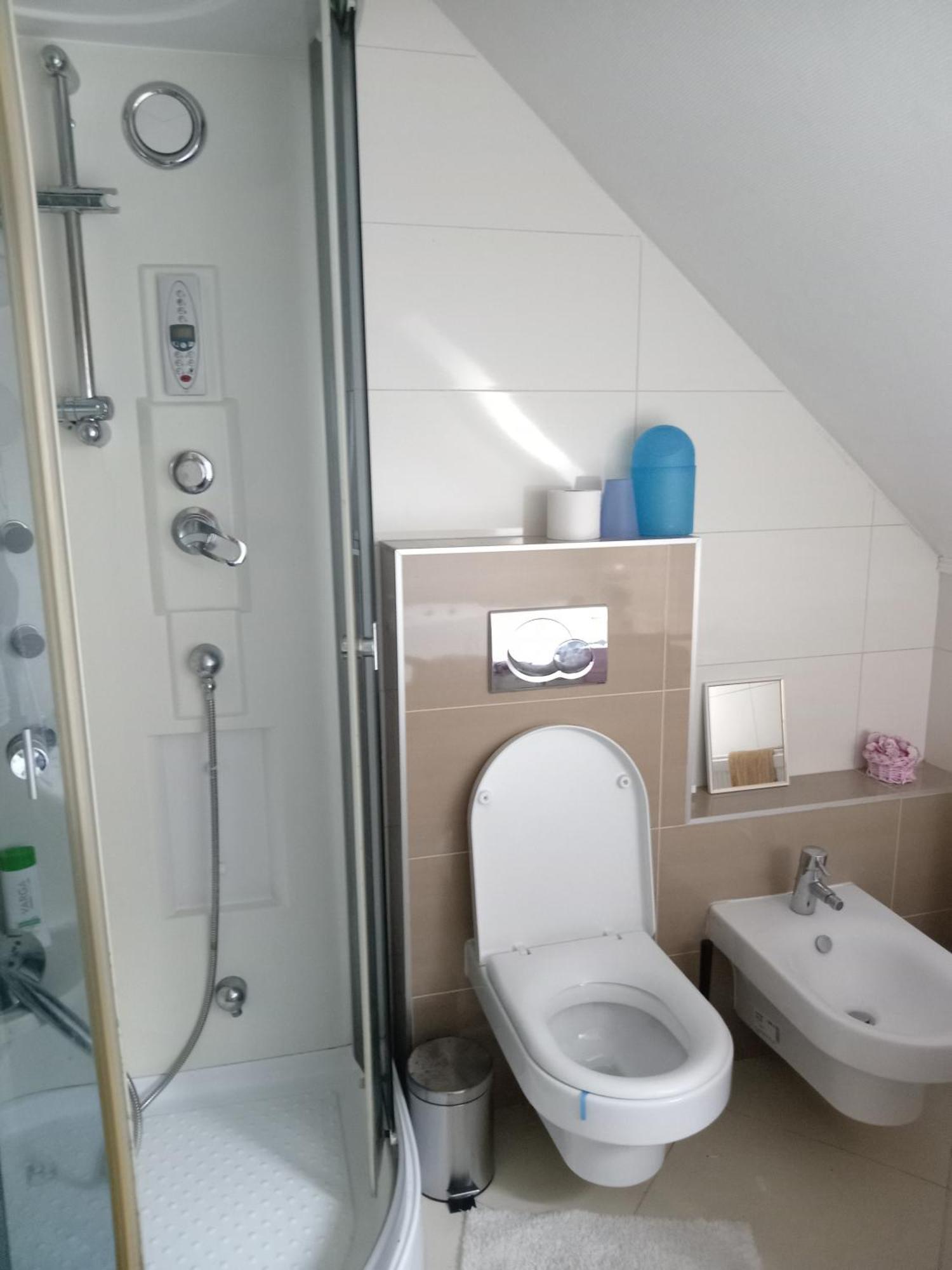 Galeria Villa Veszprem Luaran gambar
